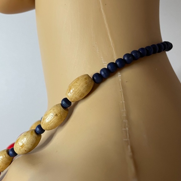 Vintage Wooden colorful beaded statement necklace! - Picture 7 of 10
